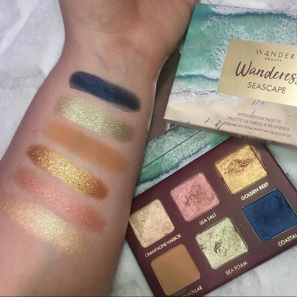 Wanderess Seascape Eyeshadow Palette - Picture 7 of 8